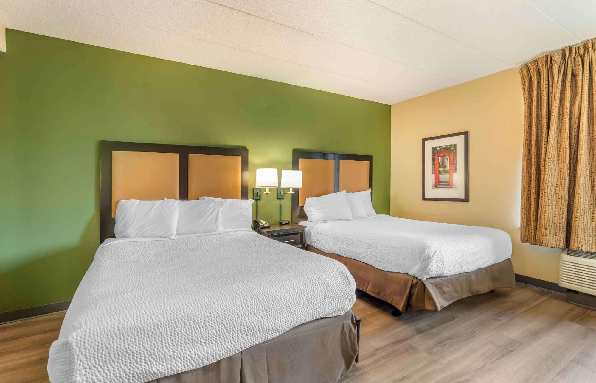 Extended Stay America Select Suites - Chicago - Lombard - Oakbrook Оукбрук Теръс Екстериор снимка